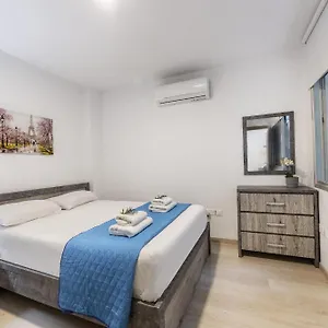  Apartment C-premium Apts 100m From And Centre